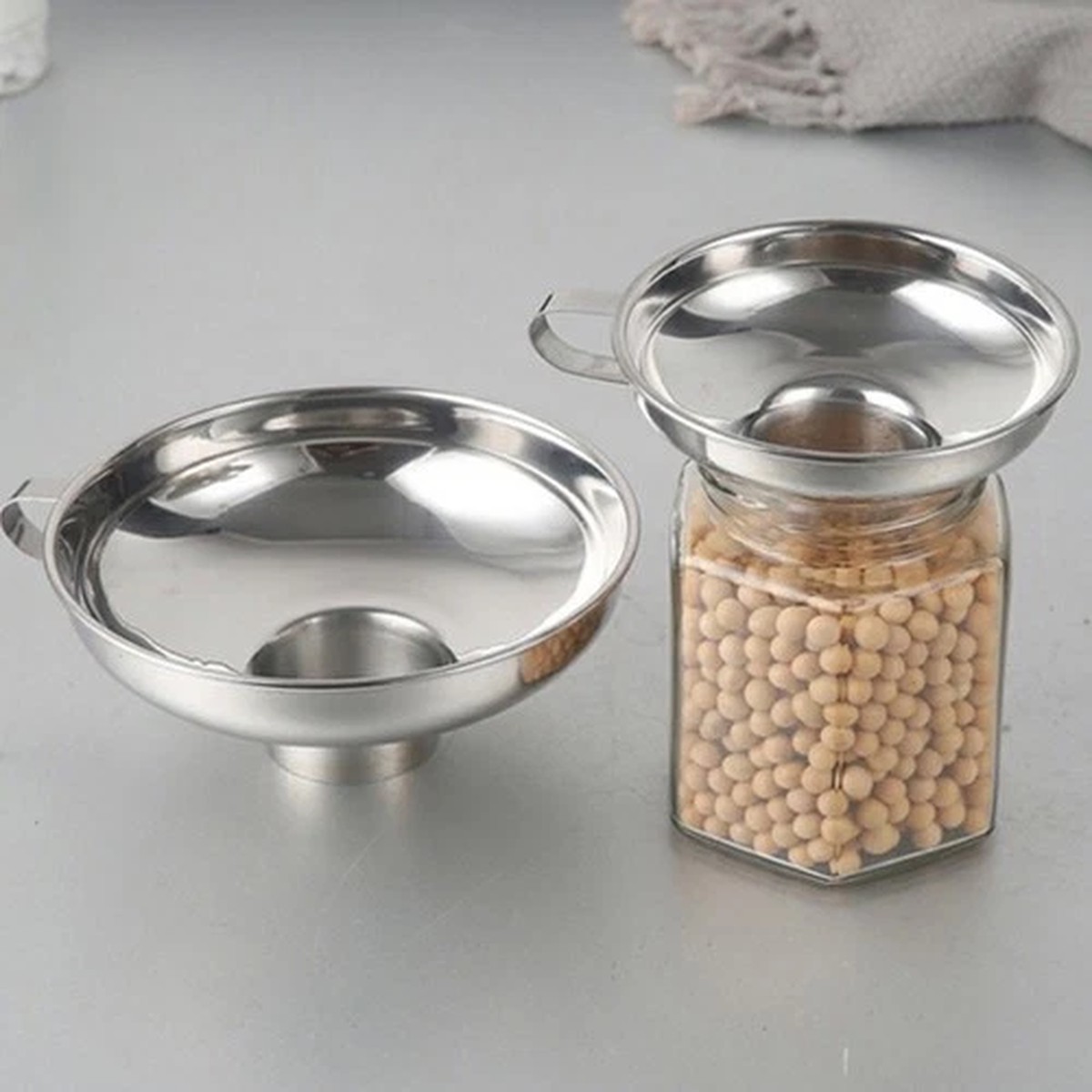 2 Pcs Multifunctional Stainless Steel Kitchen Funnels With Ergonomic Handle