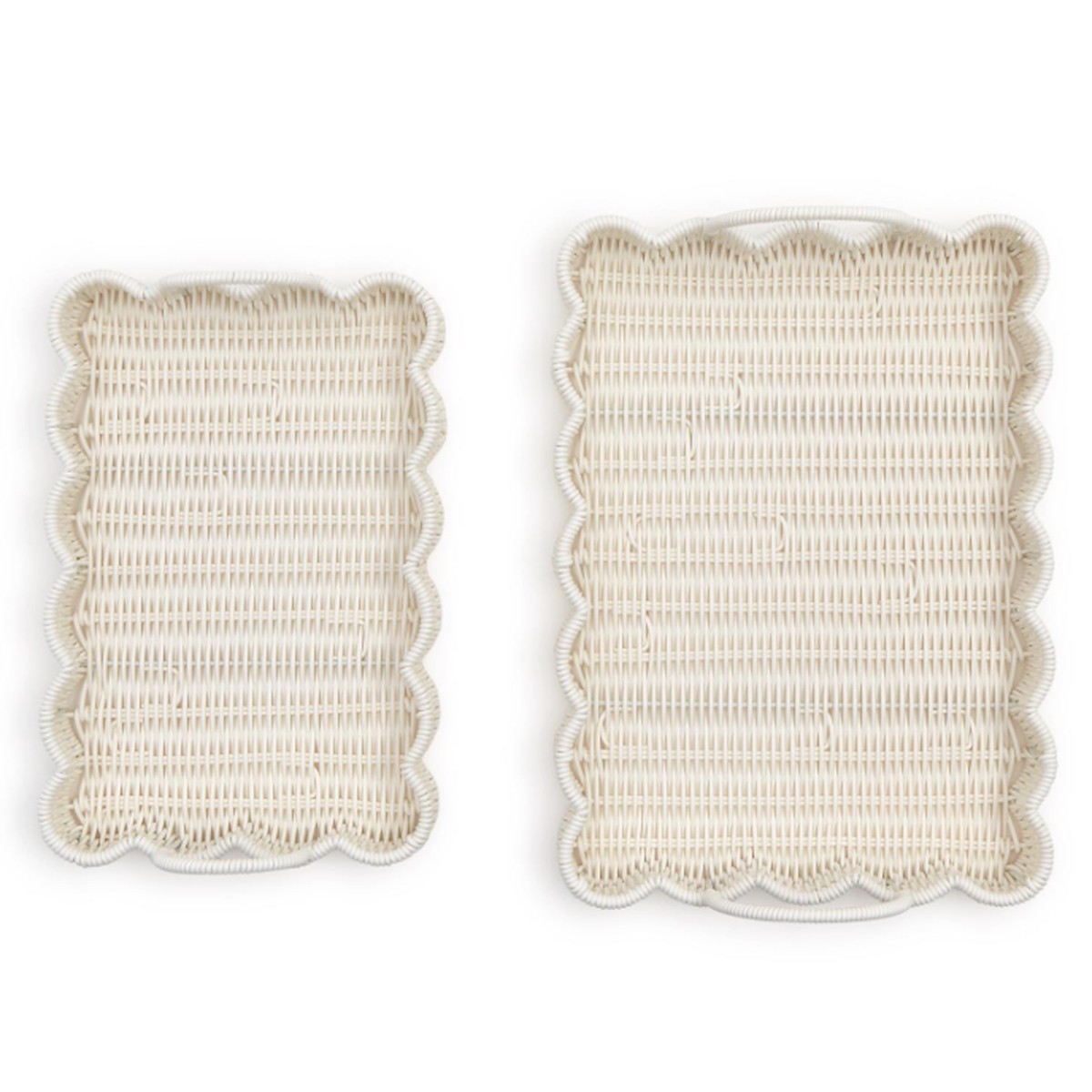 Wicker Scalloped Edge Serving Tray