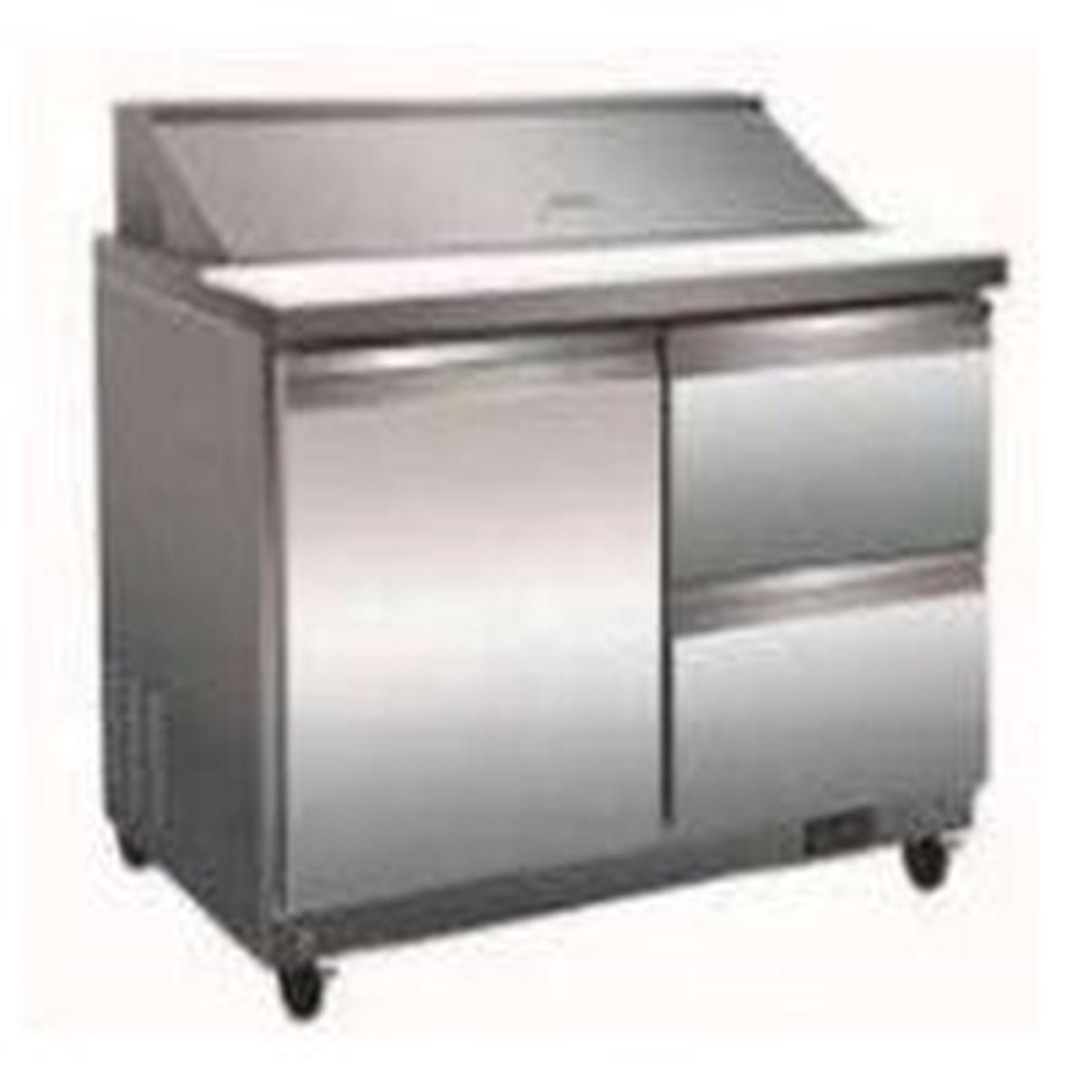 1 Solid Door and 2 Drawer Refrigerated Salad with 1 Shelf and Castors