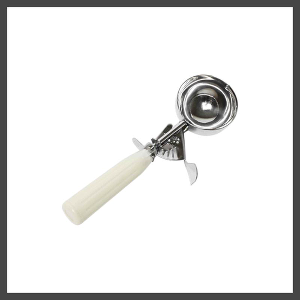 SLDS010 Thunder Group 3-14 Oz Ivory Ice Cream Disher