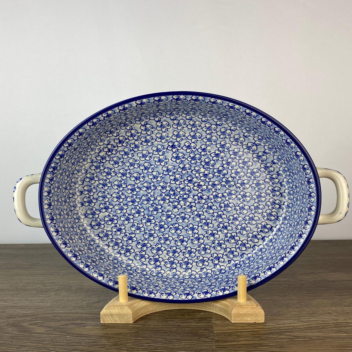 10 Round Baker With Handles - Shape 420 - Pattern 2176