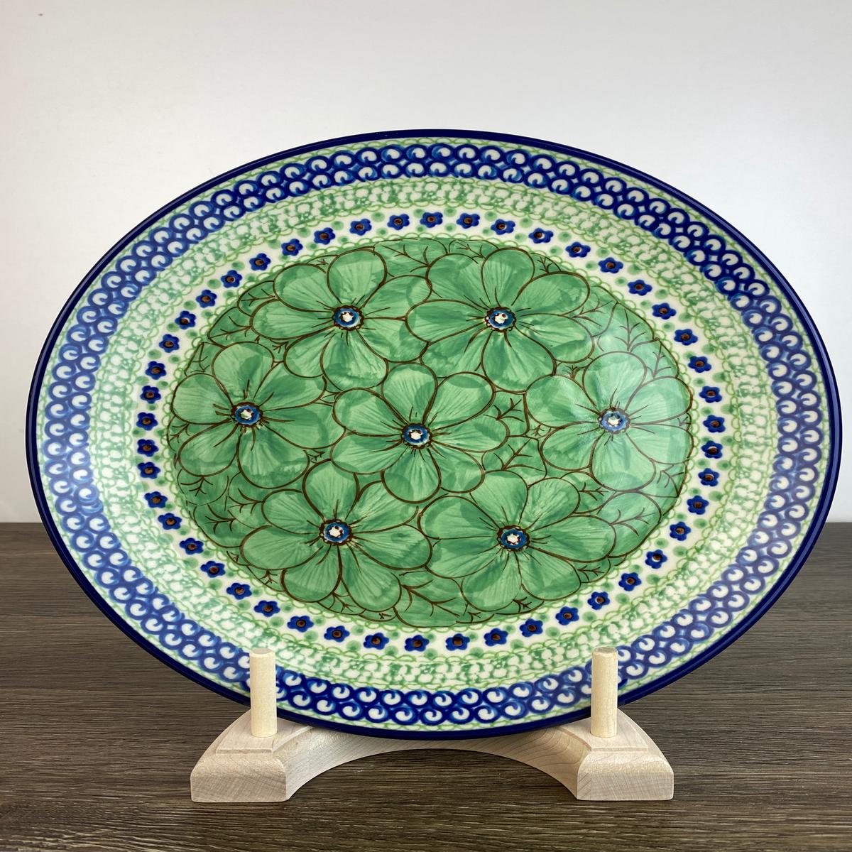 105 Unikat Dinner Plate - Shape 223 - Pattern U408D