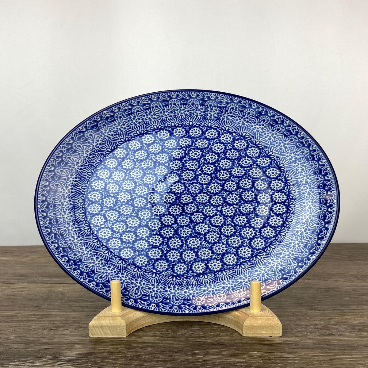 SALE 10 Dinner Plate - Shape 257 - Pattern 884