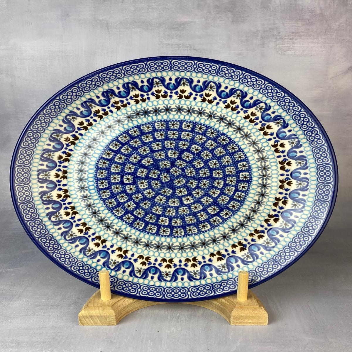 105 Dinner Plate - Shape 223 - Pattern 1026