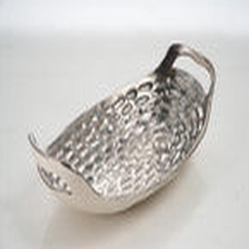 Truro Platinum Basket